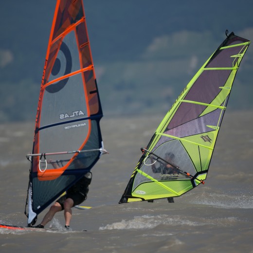 Kiten-7830.jpg   Kiten am Neusiedlersee
Foto: © Sedlmayr - s8-foto.de