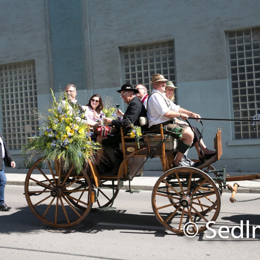 Volksfesteinzug 2022-2620.jpg   Dachauer Volksfest 2022
Einzug vom Rathaus zum Volksfest