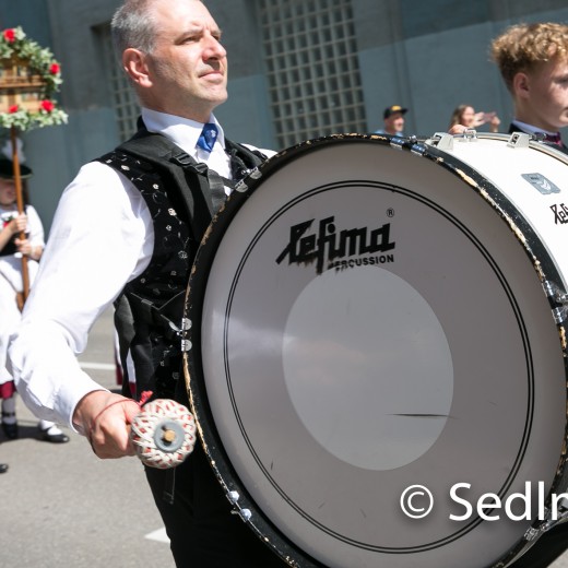 Volksfesteinzug 2022-2639.jpg   Volksfesteinzug vom Rathaus zur Thomawiese
